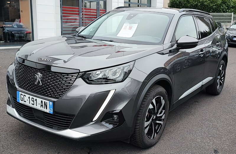 Afficher le détail de PEUGEOT 2008 1.5L BlueHDI 130 EAT8 ALLURE PACK