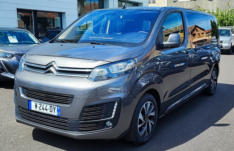 Afficher le détail de CITROEN JUMPY SPACETOURER 1.5L BLUEHDI 120 BVM6 SHINE