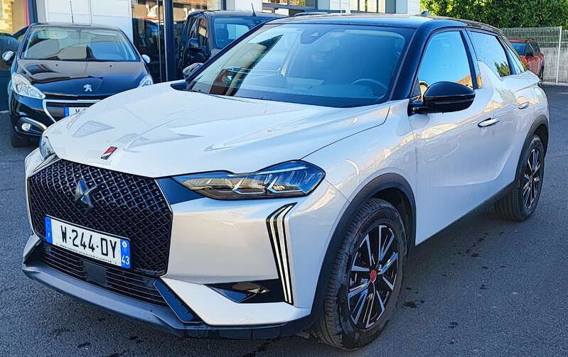Afficher le détail de DS DS3 CROSSBACK 1.5L BlueHDI 130 EAT8 PERFORMANCE LINE