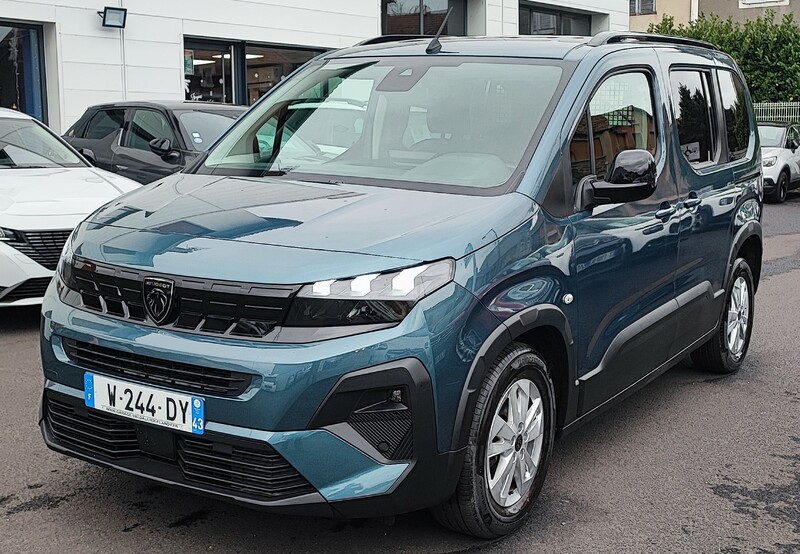 Afficher le détail de PEUGEOT RIFTER 1.5L BlueHDI BVM6 100 ALLURE BUSINESS