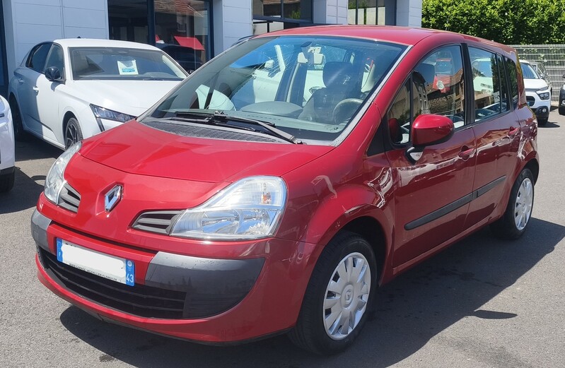Afficher le détail de RENAULT MODUS 1.5L DCI 65 BVM5