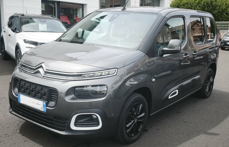 Afficher le détail de CITROEN BERLINGO 1.5 BLUEHDI BVM5 100 SHINE