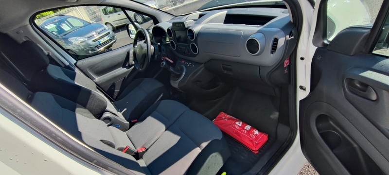 PEUGEOT PARTNER 1.6L BlueHDI 75CH prenium pack