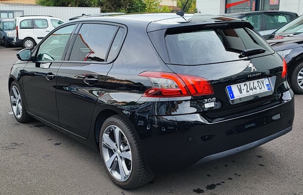 PEUGEOT 308 1.5L BlueHDI 100 BVM6 ACTIVE + OPTION