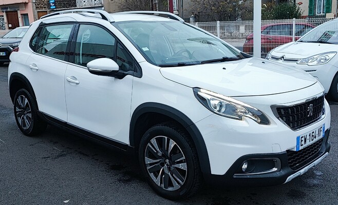 PEUGEOT 2008 1.2L ESS 110 BVM5 ALLURE