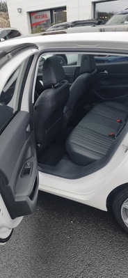 PEUGEOT 308 2.0L BLUE HDI EAT6 150CV FELINE