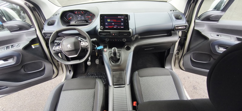 PEUGEOT RIFTER 1.5L BLUE HDI 100 BVM6 ALLURE PACK