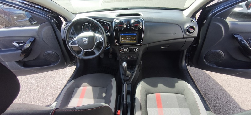 DACIA LOGAN MCV 1.5L BLUE DCI 95 TECHROAD BVM5