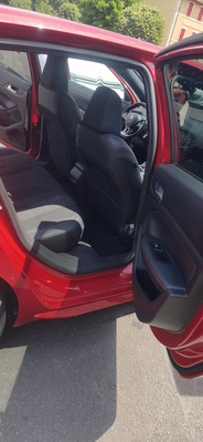 1.5l BLUE HDI 130 EAT8 GT-LINE