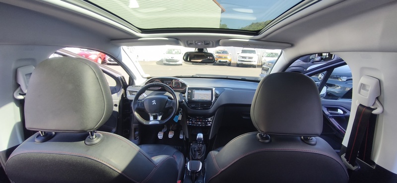 PEUGEOT 2008 1.6L 120 BVM6 GT-LINE