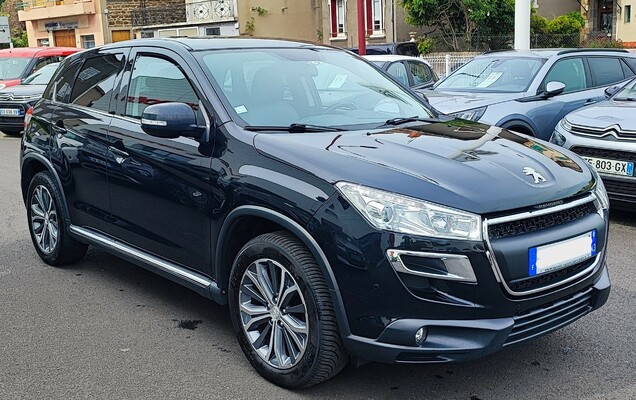 PEUGEOT 4008 1.6L HDI BVM6 4WD ALLURE