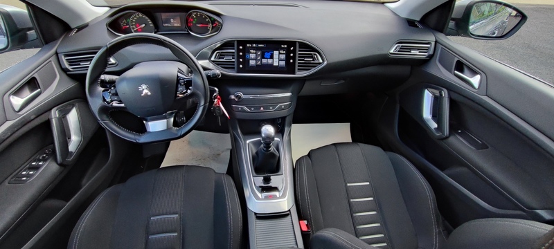 PEUGEOT 308 1.2L PURETECH BVM6 130 ALLURE