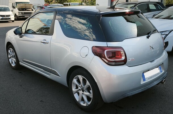 DS DS3 1.6L BLUE HDI 100 BVM5 SO CHIC